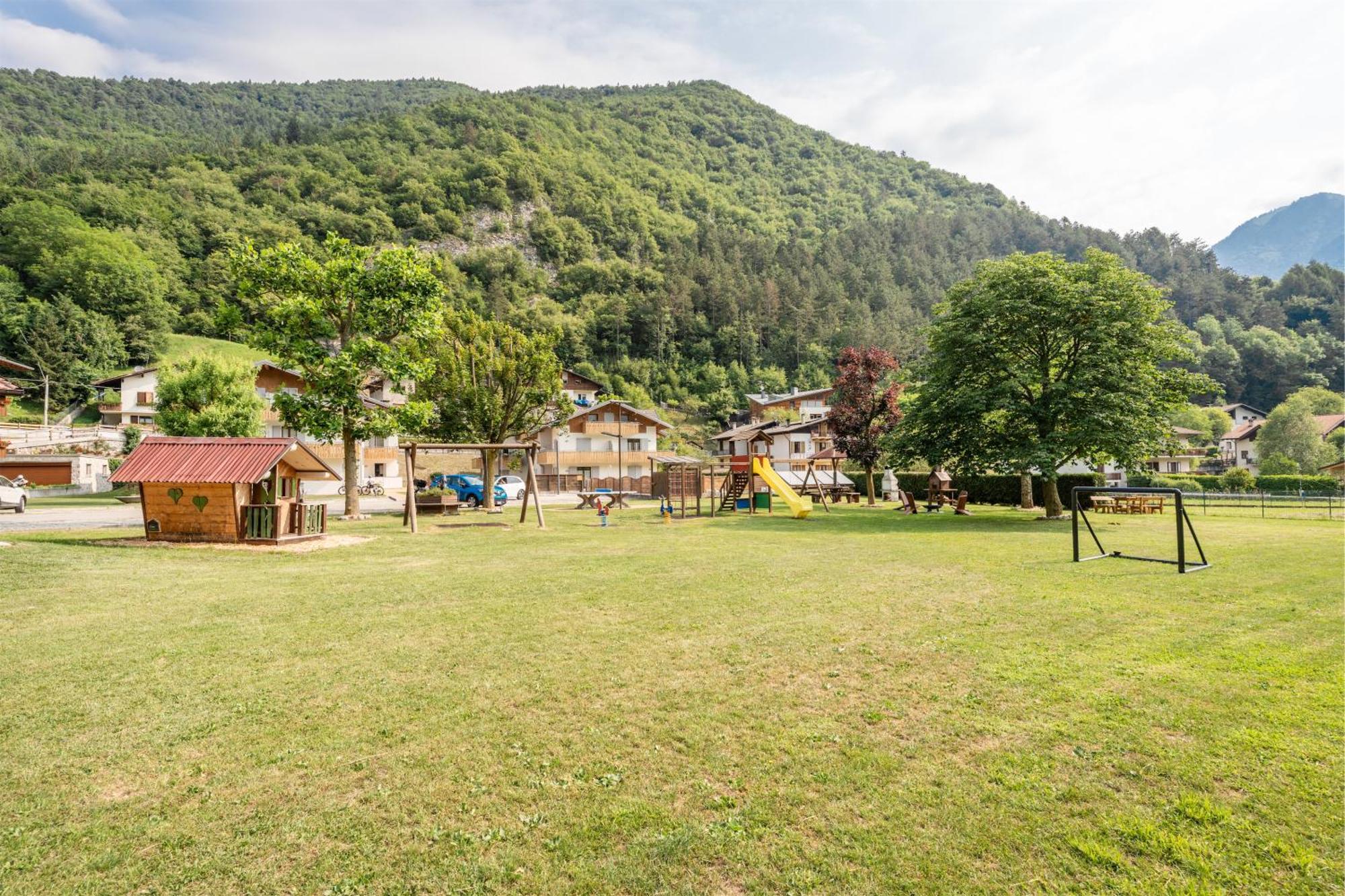 Residence Alessio Bezzecca Luaran gambar