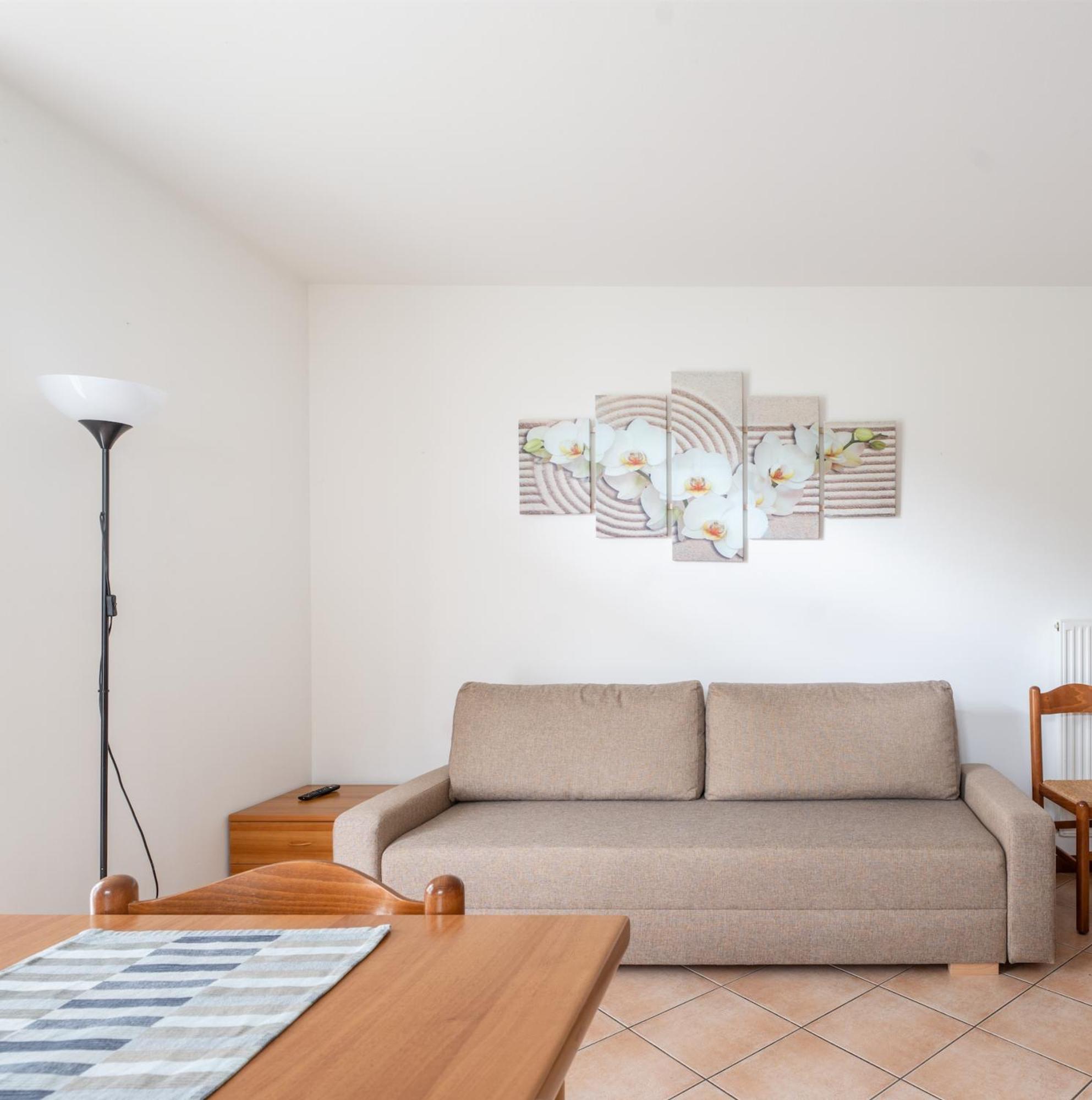 Residence Alessio Bezzecca Luaran gambar